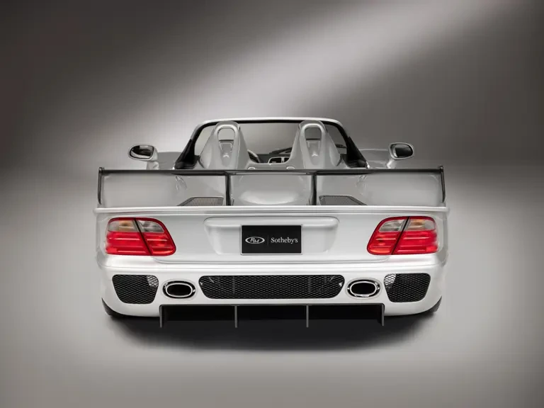 2002 Mercedes-Benz CLK GTR - Image 10 of 31