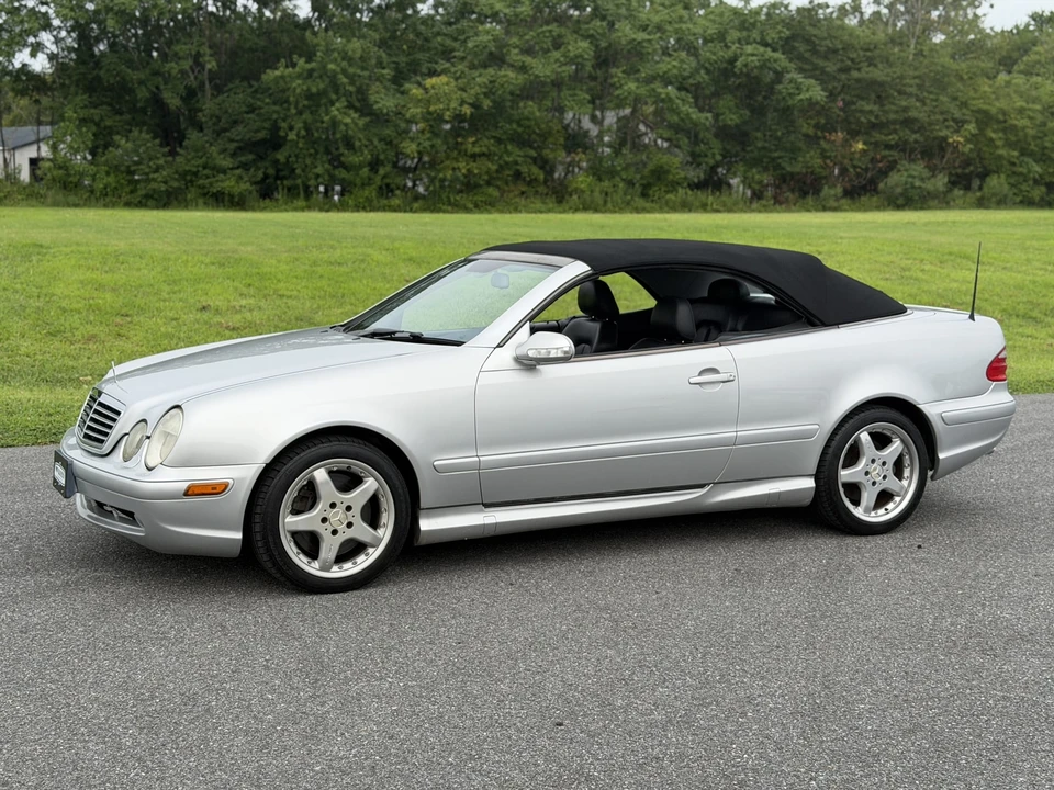 2002 Mercedes-Benz C208/A208 CLK 55 AMG - Image 2 of 31