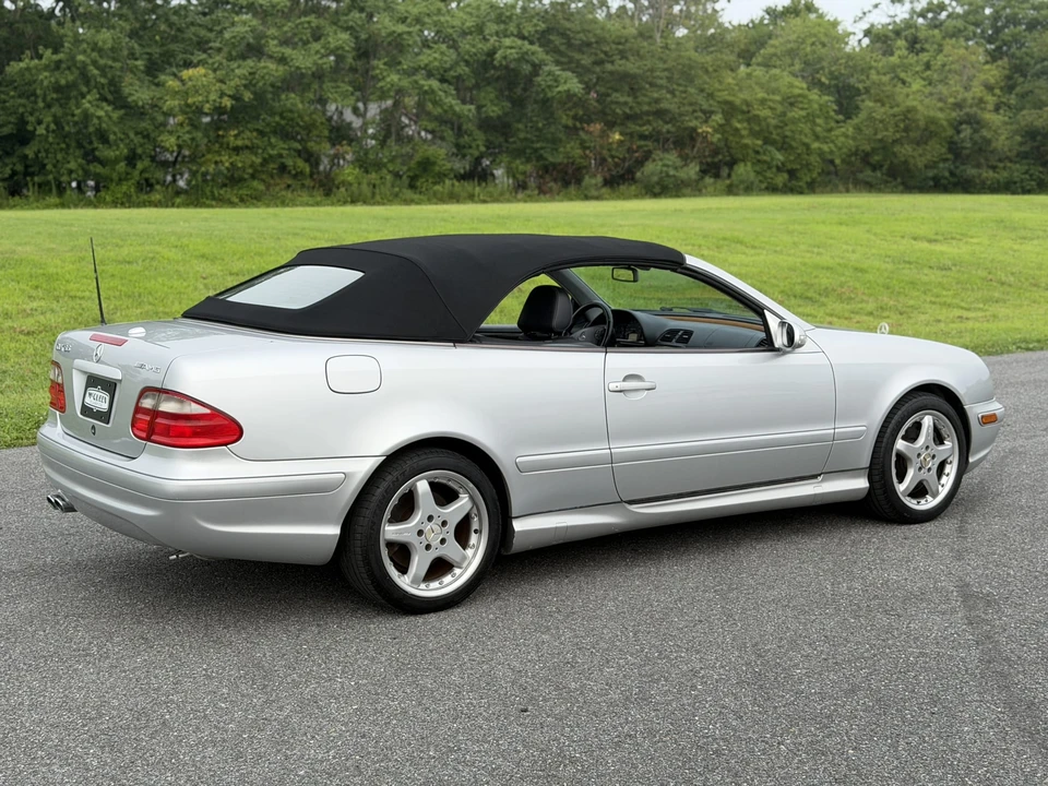 2002 Mercedes-Benz C208/A208 CLK 55 AMG - Image 11 of 31