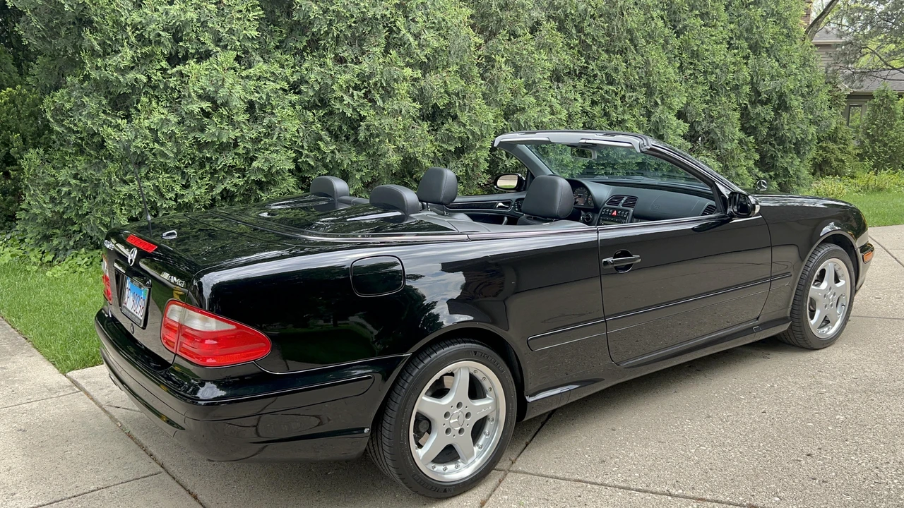 2002 Mercedes-Benz C208/A208 CLK 55 AMG - Image 14 of 31