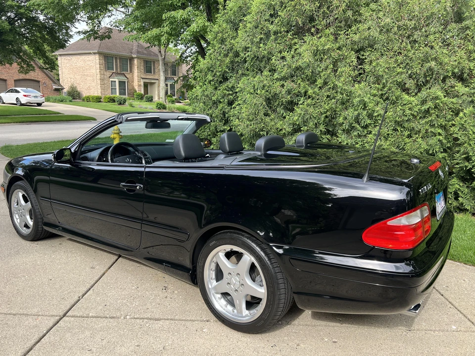 2002 Mercedes-Benz C208/A208 CLK 55 AMG - Image 9 of 31