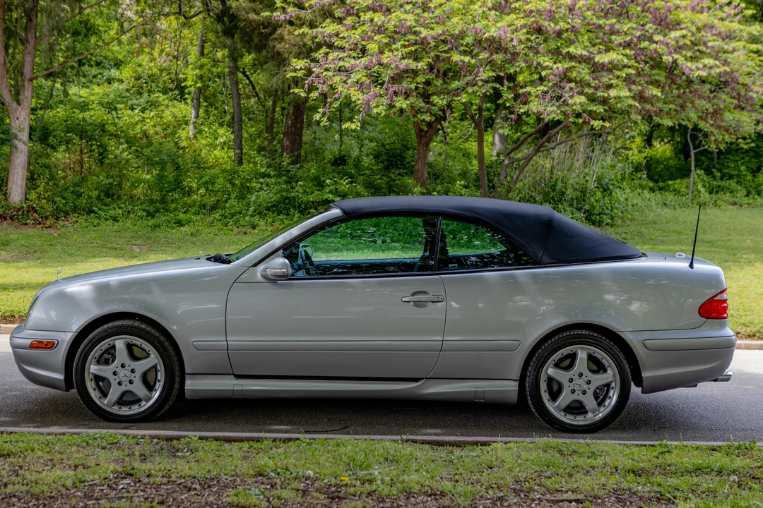 2002 Mercedes-Benz C208/A208 CLK 55 AMG - Image 11 of 31