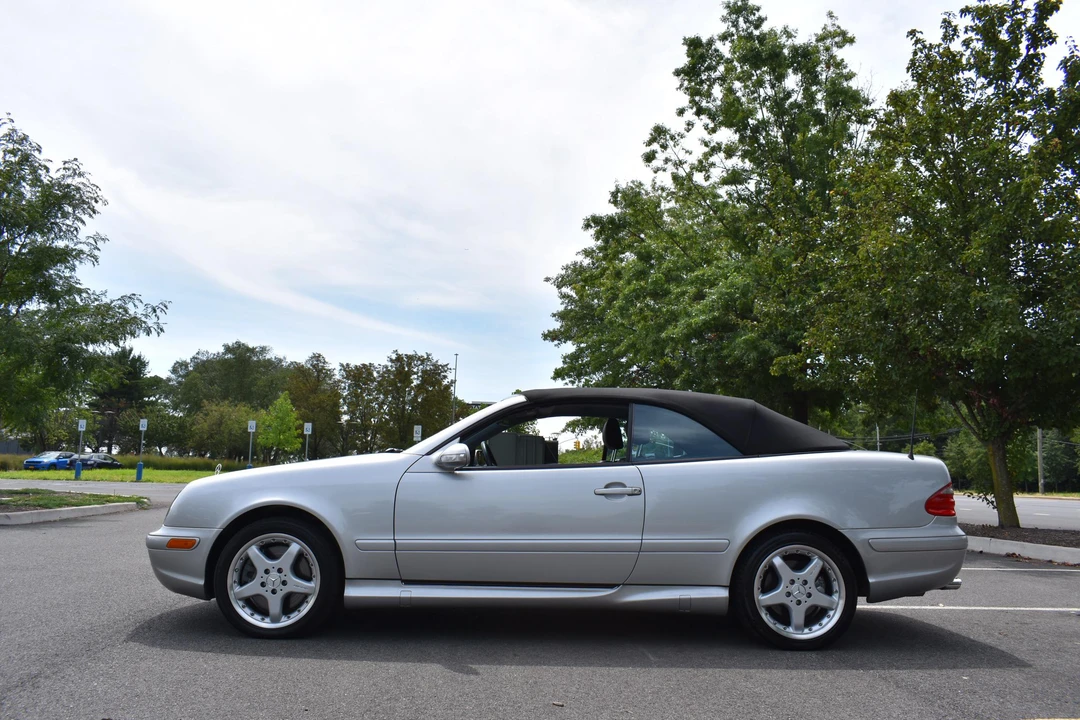 2002 Mercedes-Benz C208/A208 CLK 55 AMG - Image 12 of 31
