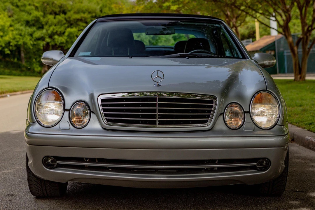 2002 Mercedes-Benz C208/A208 CLK 55 AMG - Image 2 of 31