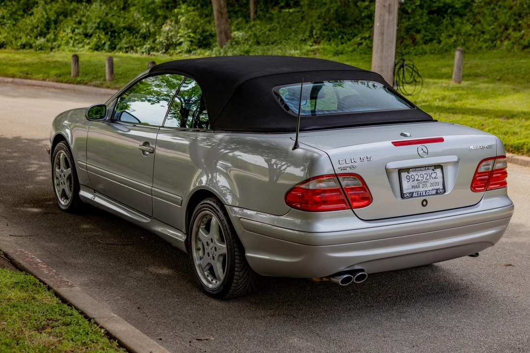 2002 Mercedes-Benz C208/A208 CLK 55 AMG - Image 12 of 31
