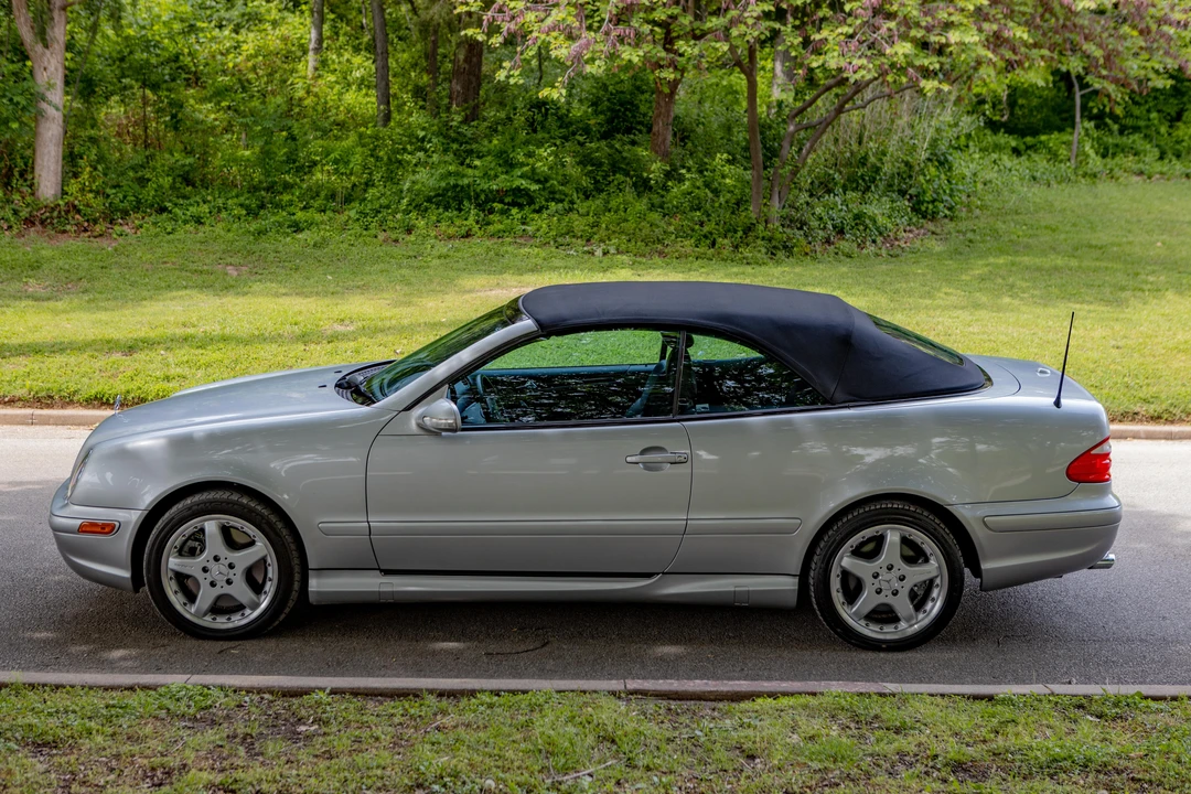 2002 Mercedes-Benz C208/A208 CLK 55 AMG - Image 10 of 31