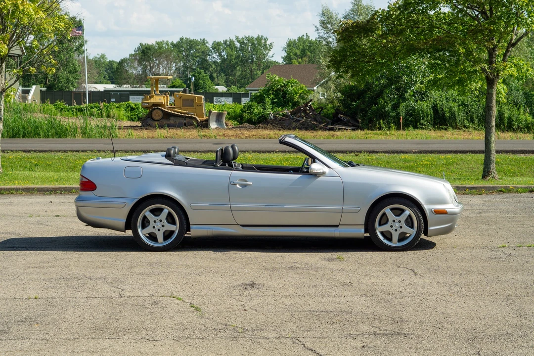 2002 Mercedes-Benz C208/A208 CLK 55 AMG - Image 14 of 31
