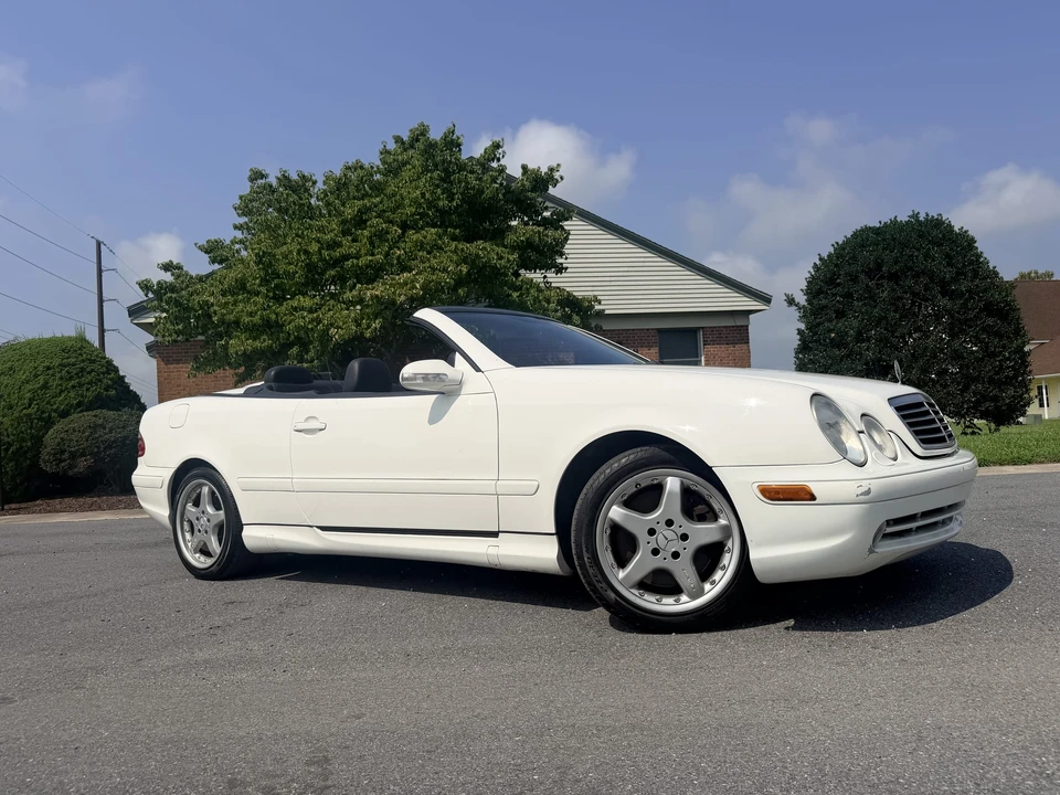 2002 Mercedes-Benz C208/A208 CLK 55 AMG - Image 17 of 31
