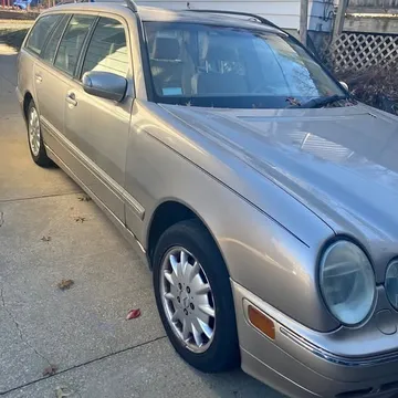 2002 Mercedes-Benz E 320 4Matic Wagon