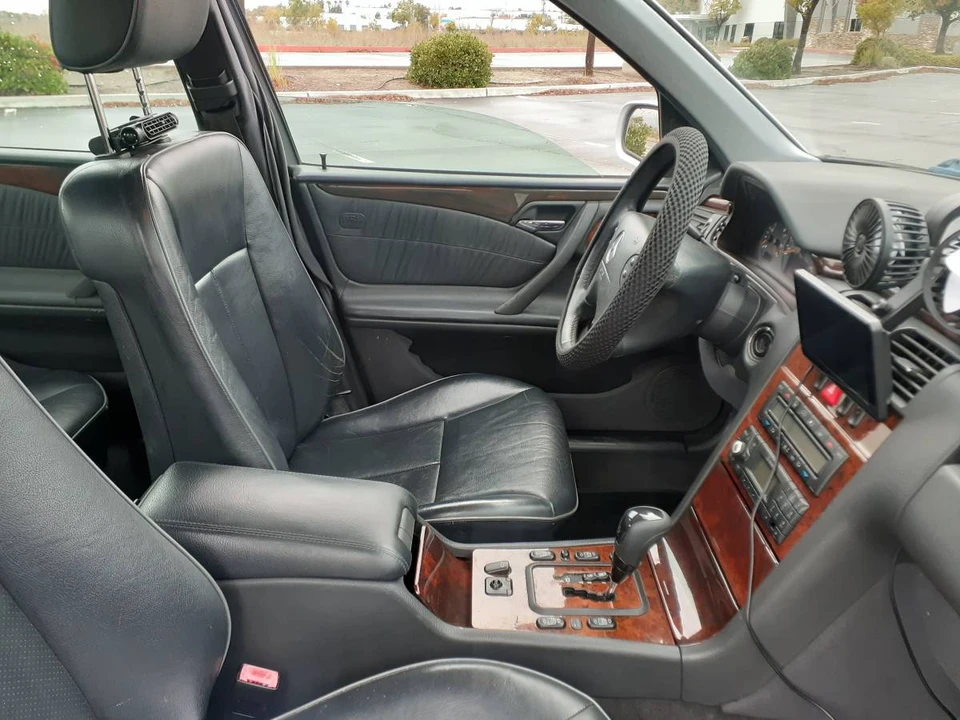 2002 Mercedes-Benz W210 E-Class - Image 3 of 24