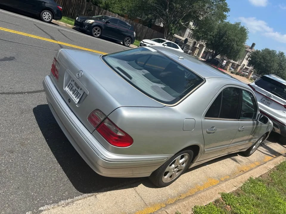 2002 Mercedes-Benz W210 E-Class - Image 2 of 11