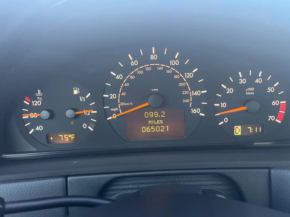 2002 Mercedes-Benz W210 E-Class - Image 2 of 11