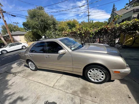 2002 Mercedes-Benz E-Class E 320 4MATIC Sedan 4D