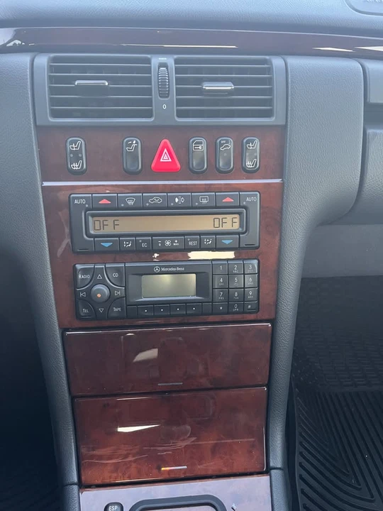 2002 Mercedes-Benz W210 E-Class - Image 3 of 11