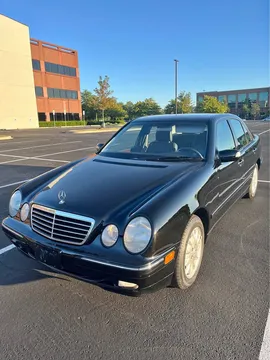 2002 Mercedes-Benz E-Class E 320 4MATIC Sedan