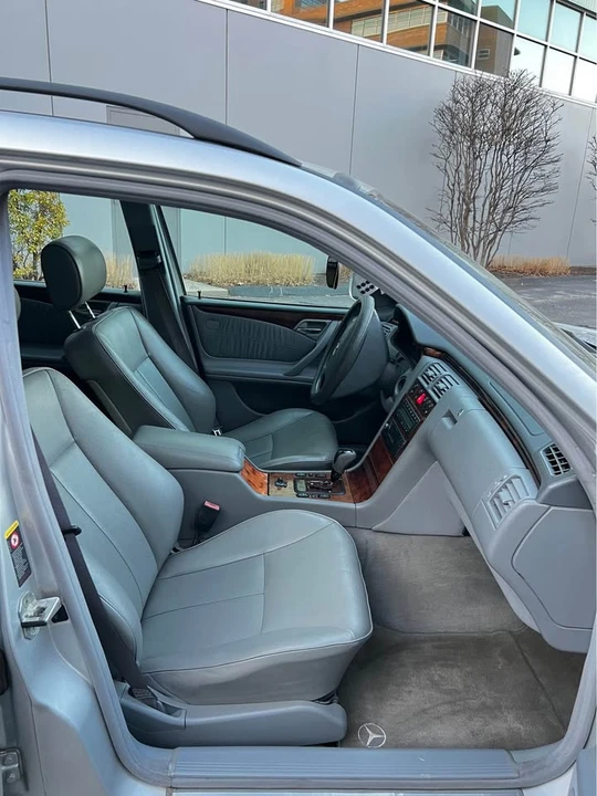 2002 Mercedes-Benz W210 E-Class - Image 10 of 18