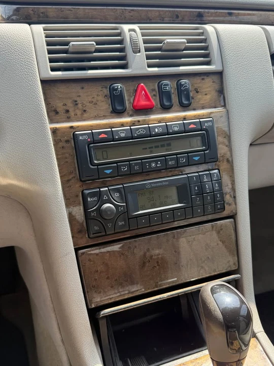 2002 Mercedes-Benz W210 E-Class - Image 18 of 19