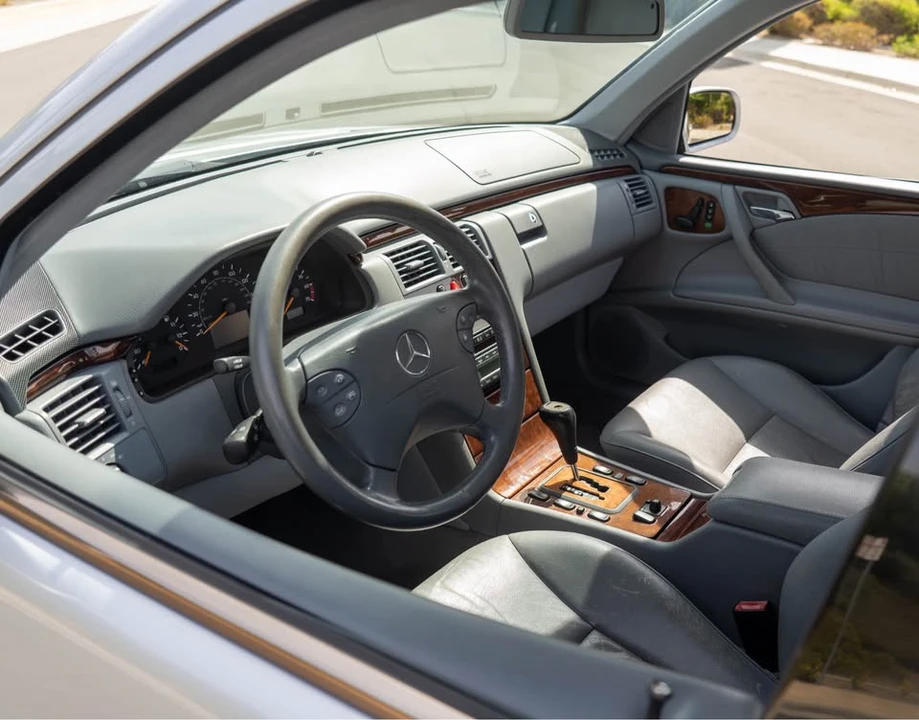 2002 Mercedes-Benz W210 E-Class - Image 10 of 20
