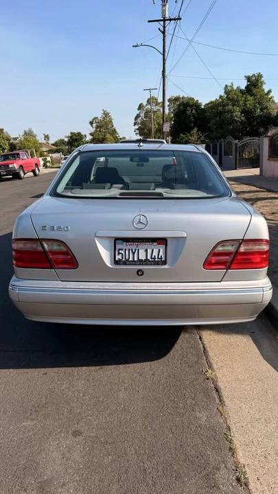 2002 Mercedes-Benz W210 E-Class - Image 5 of 12