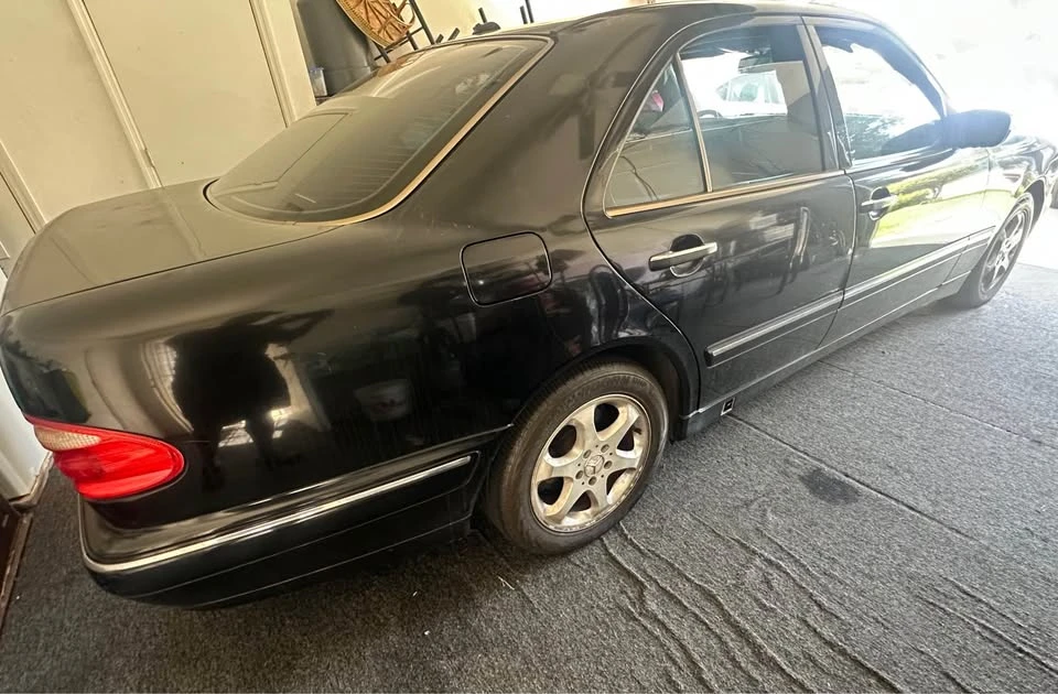 2002 Mercedes-Benz W210 E-Class - Image 4 of 4