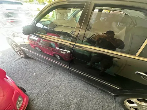 2002 Mercedes-Benz E-Class E 350 Sedan 4D