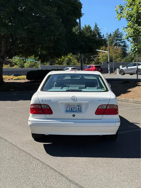 2002 Mercedes-Benz W210 E-Class - Image 3 of 13