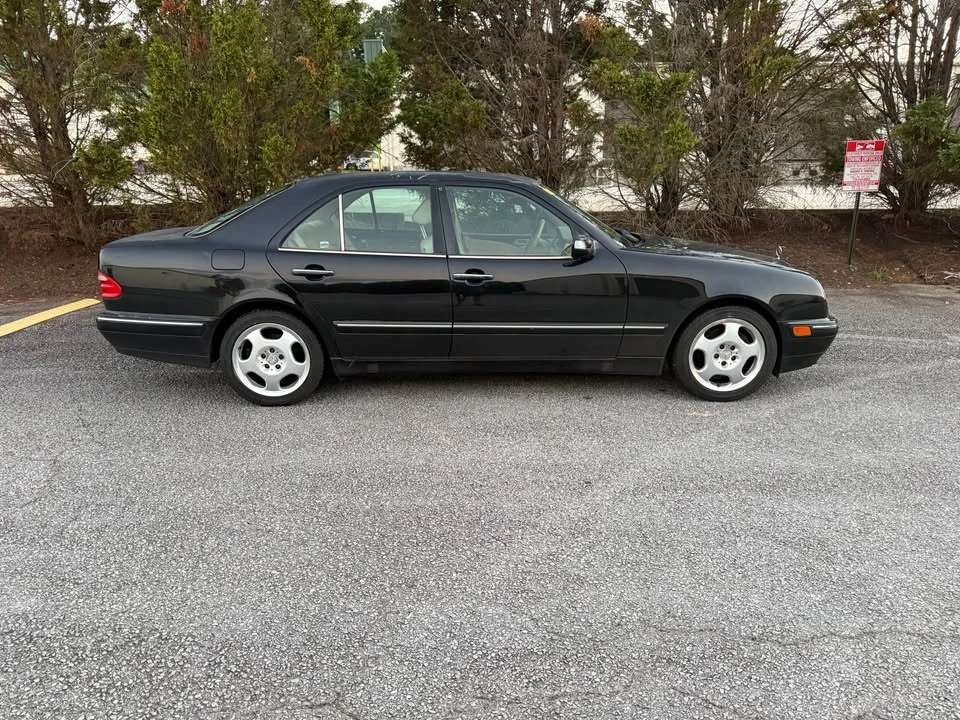 2002 Mercedes-Benz W210 E-Class - Image 2 of 10
