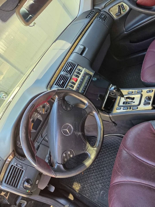 2002 Mercedes-Benz W210 E 36 & E 50 & E 55 & E 60 AMG - Image 5 of 10