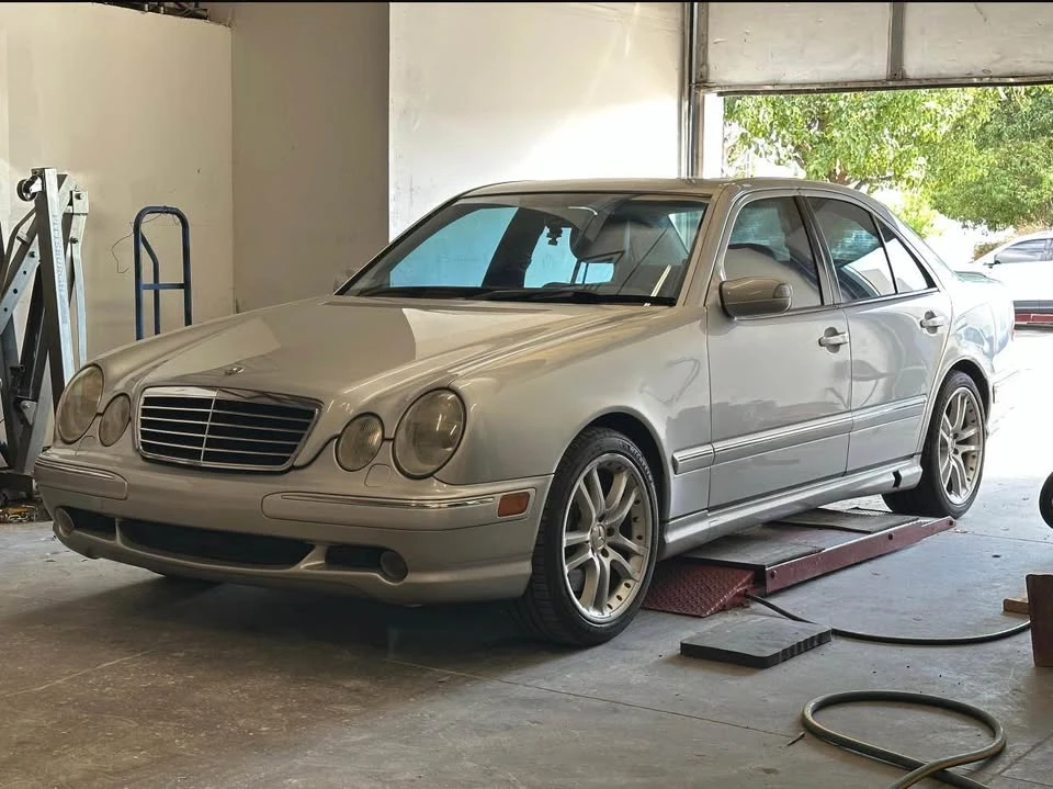 2002 Mercedes-Benz W210 E 36 & E 50 & E 55 & E 60 AMG - Image 2 of 8