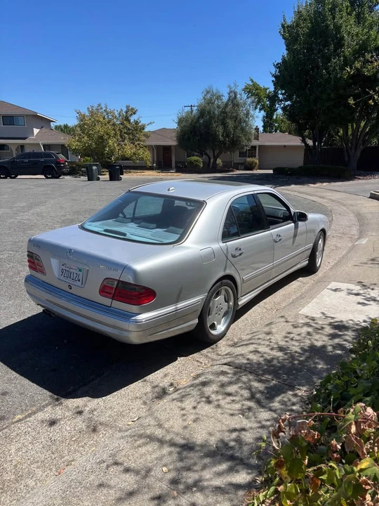 2002 Mercedes-Benz W210 E 36 & E 50 & E 55 & E 60 AMG - Image 2 of 12