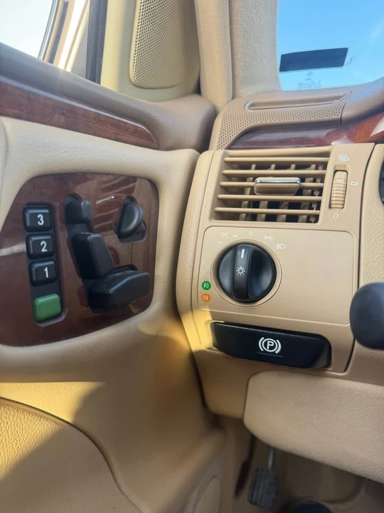 2002 Mercedes-Benz W210 E-Class - Image 13 of 14
