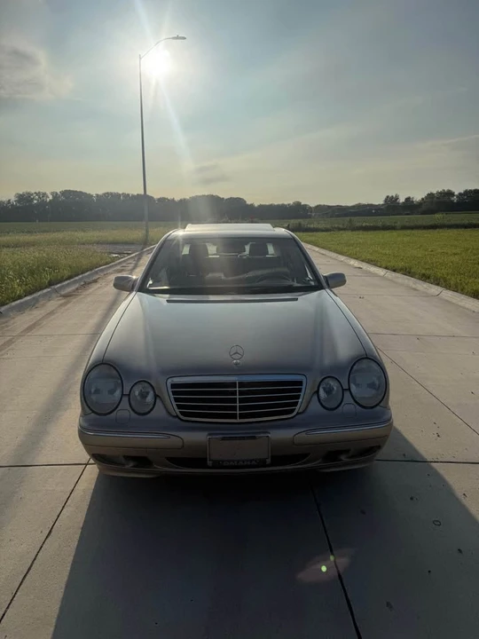 2002 Mercedes-Benz W210 E-Class - Image 2 of 14