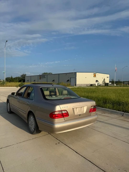 2002 Mercedes-Benz W210 E-Class - Image 5 of 14