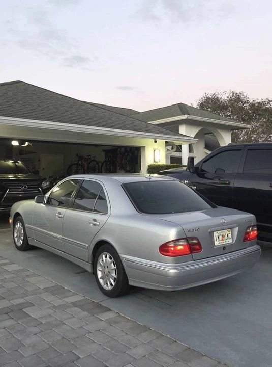2002 Mercedes-Benz W210 E-Class - Image 2 of 10