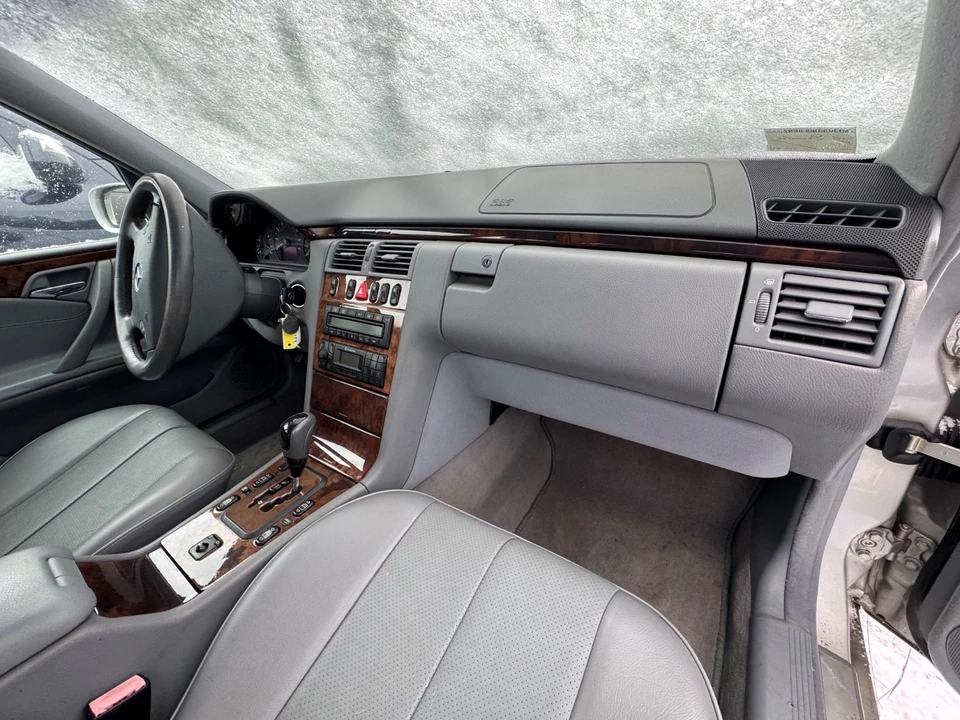 2002 Mercedes-Benz W210 E-Class - Image 7 of 12