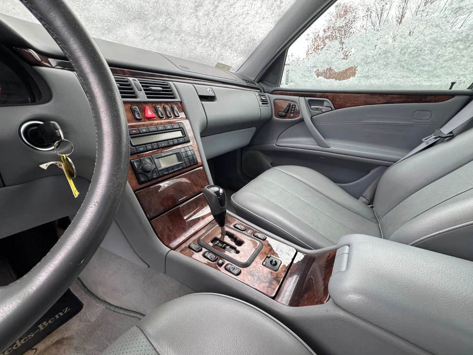 2002 Mercedes-Benz W210 E-Class - Image 6 of 12