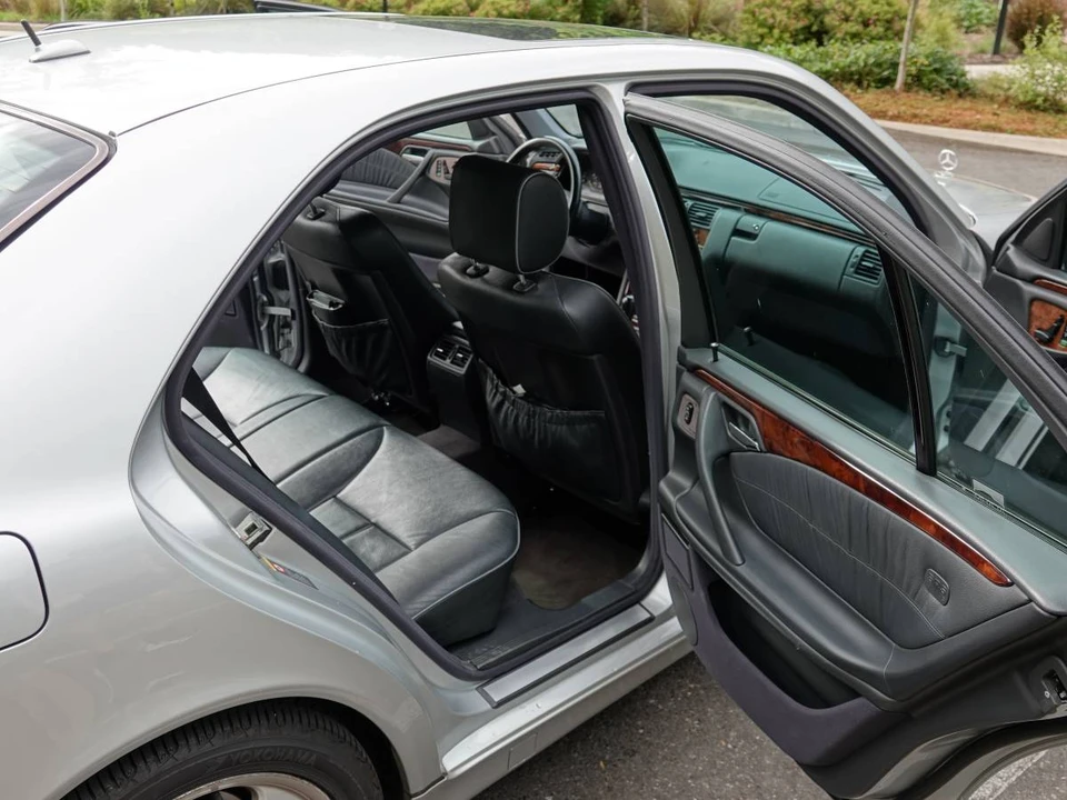 2002 Mercedes-Benz W210 E-Class - Image 19 of 24