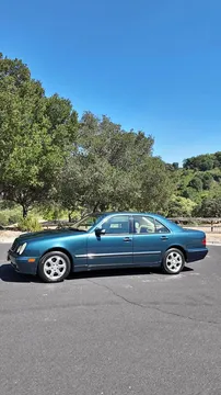 2002 Mercedes-Benz E320