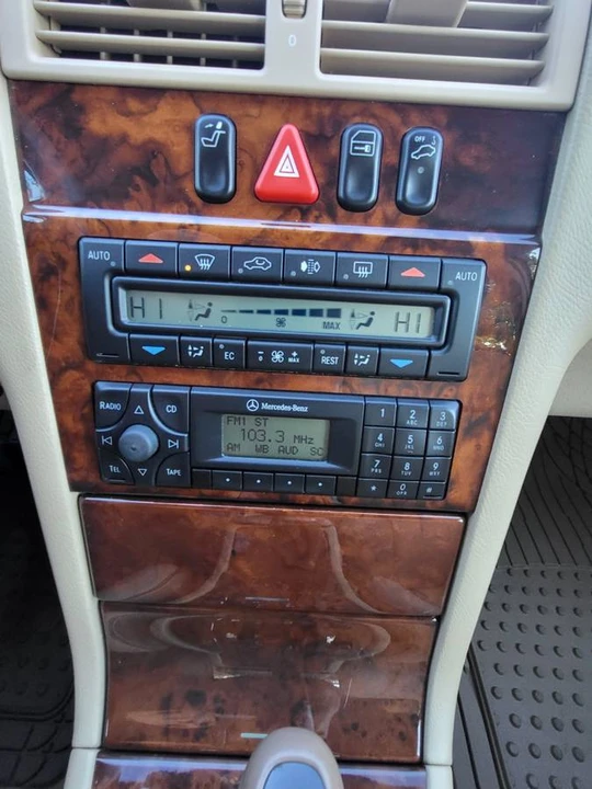 2002 Mercedes-Benz W210 E-Class - Image 15 of 24