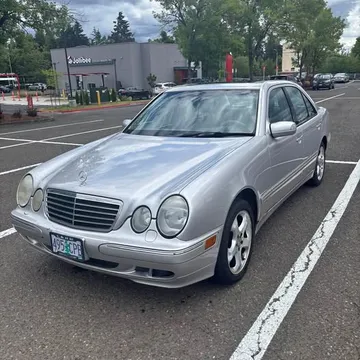 2002 Mercedes-Benz E320 Sedan