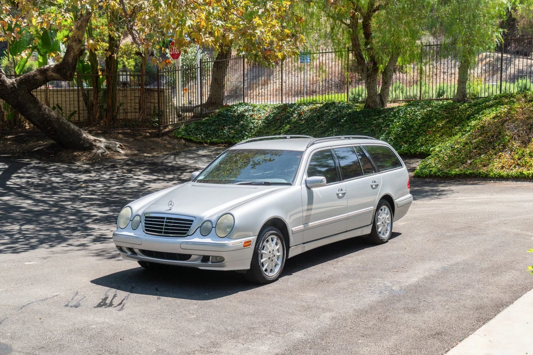 2002 Mercedes-Benz W210 E-Class - Image 2 of 31