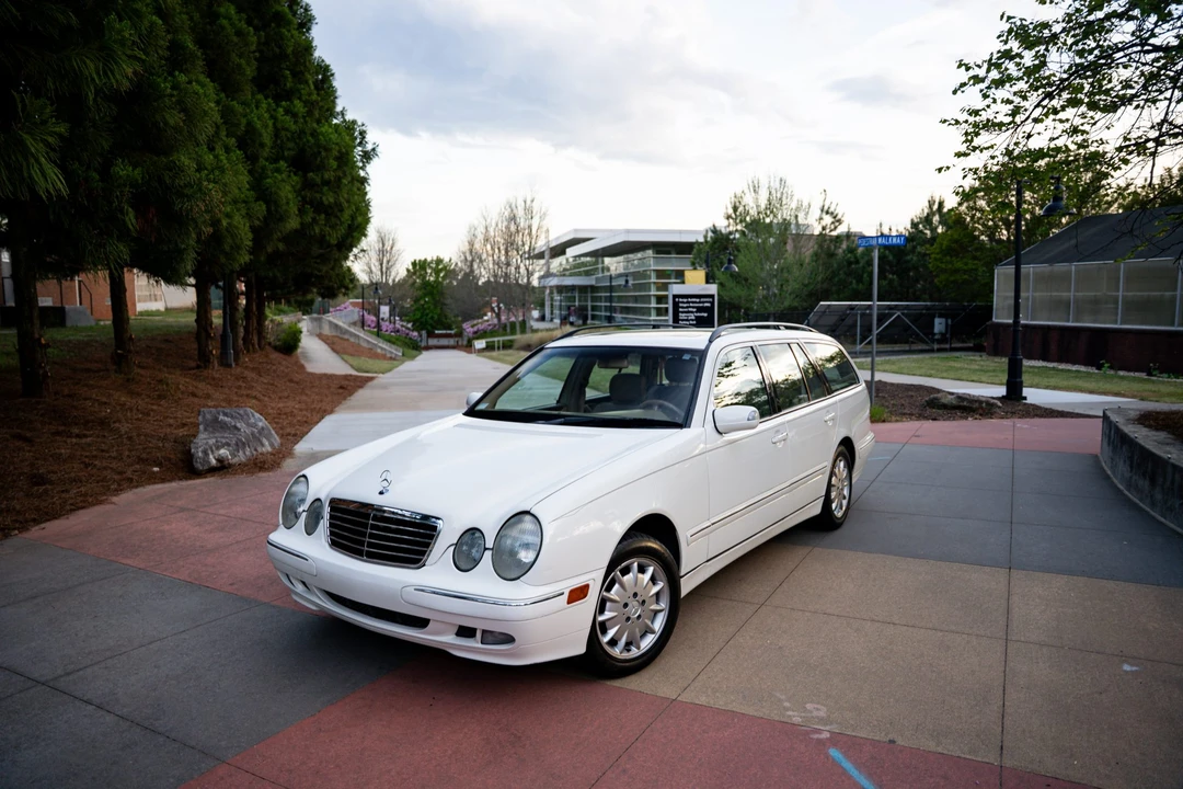 2002 Mercedes-Benz W210 E-Class - Image 2 of 31
