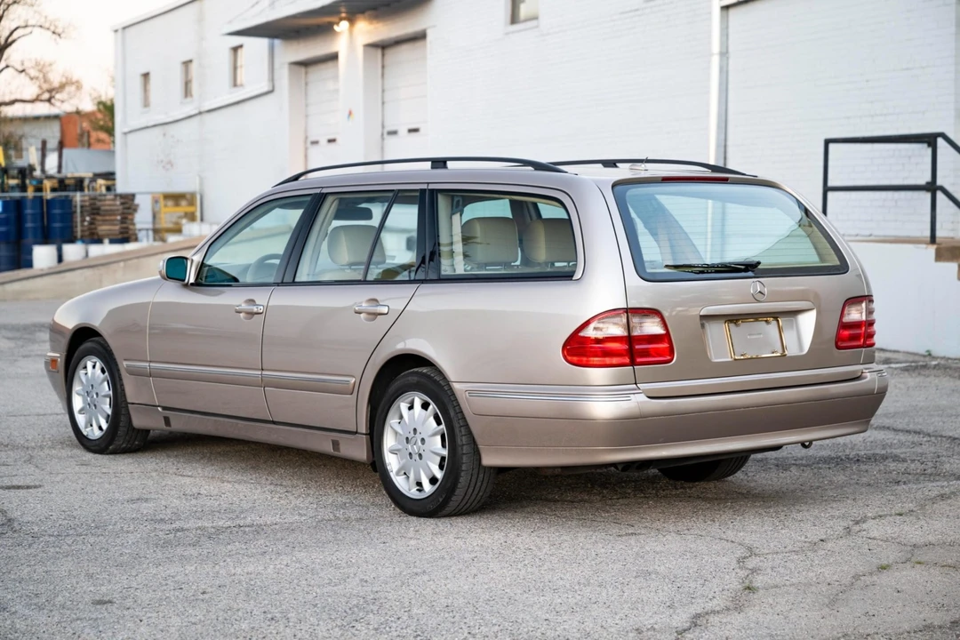 2002 Mercedes-Benz W210 E-Class - Image 2 of 9