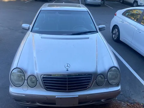 2002 Mercedes-Benz E320