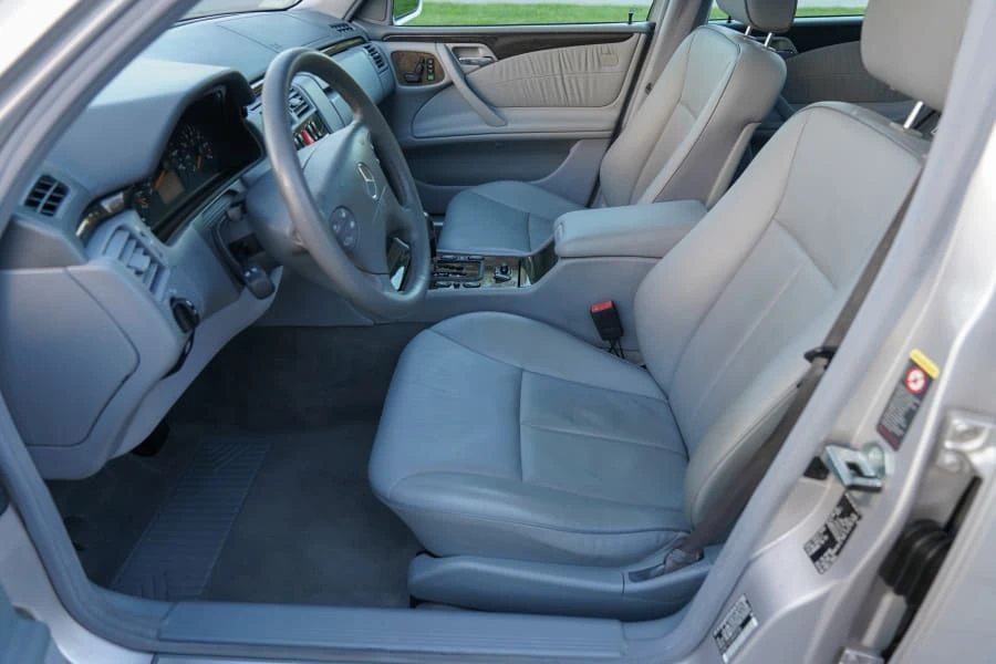 2002 Mercedes-Benz W210 E-Class - Image 4 of 26
