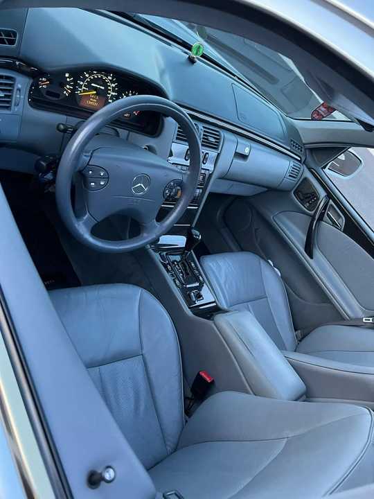 2002 Mercedes-Benz W210 E-Class - Image 27 of 31