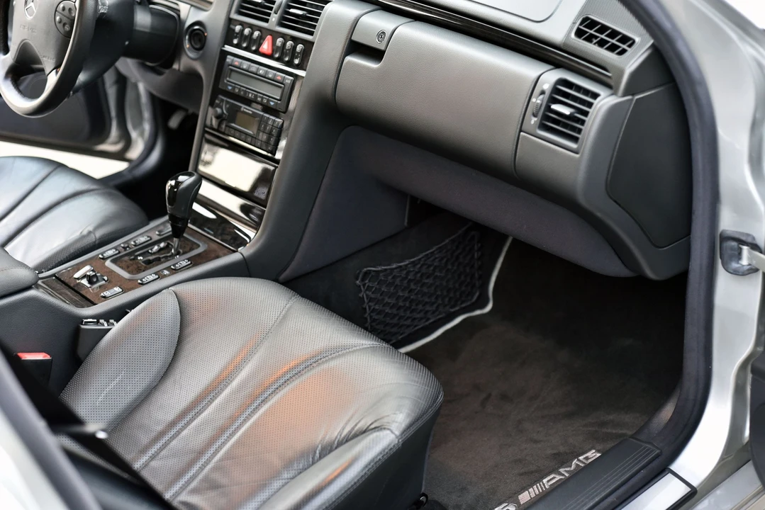 2002 Mercedes-Benz W210 E 36 & E 50 & E 55 & E 60 AMG - Image 23 of 31