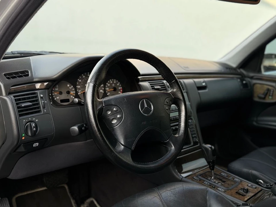 2002 Mercedes-Benz W210 E 36 & E 50 & E 55 & E 60 AMG - Image 11 of 20