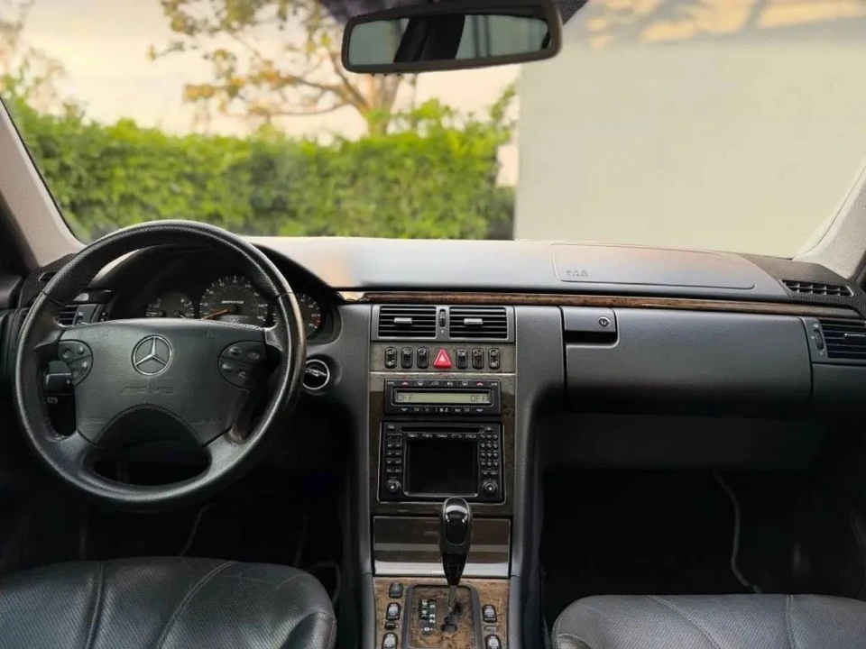 2002 Mercedes-Benz W210 E 36 & E 50 & E 55 & E 60 AMG - Image 13 of 17