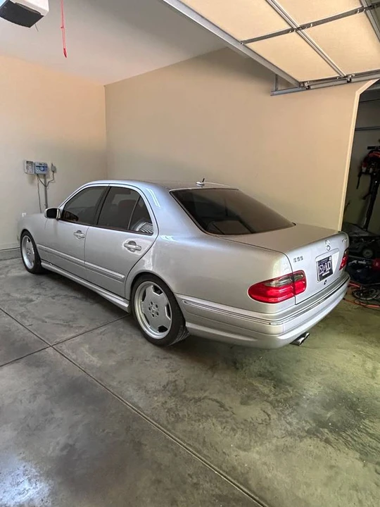 2002 Mercedes-Benz W210 E 36 & E 50 & E 55 & E 60 AMG - Image 4 of 9
